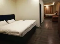 Alpha Riverside Hotels in Kaghan