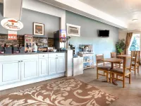 Super 8 by Wyndham Duncan - breakfast