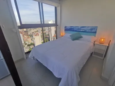 For Rent for Days Beautiful Apartment in Benidorm. Sea Views