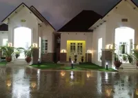 Castle de White House Hotel Hotels near Kinkinau GRA Kaduna