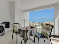 Sanders Elgio - Charming Studio with Balcony