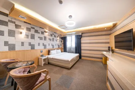 Yeonggwang the One Hotel Отели в г. Йонгван