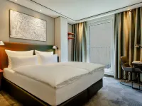 Motel One Köln-Mediapark Hotels near Cologne Tower