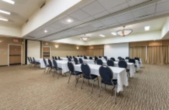 คอมฟอร์ต อินน์แอนด์สวีทส์ แบล็คริเวอร์ฟอลส์ ถนนไอ-94