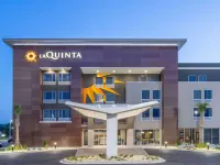 La Quinta Inn & Suites by Wyndham Valdosta Hotels in Lowndes County