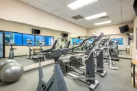 Ramada by Wyndham North Platte & Sandhills Convention Ctr - Gym