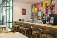 IntercityHotel Dresden - Quầy bar