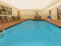 Days Inn & Suites by Wyndham Castle Rock