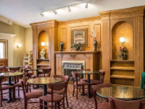 Comfort Inn Splash Harbor Hotels in Bellville