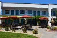 Oxford Suites Pismo Beach