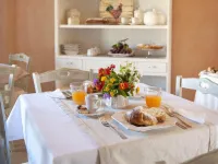 Donna Lucrezia - breakfast