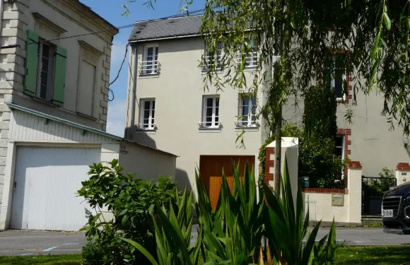 盧瓦爾艾斯卡爾酒店