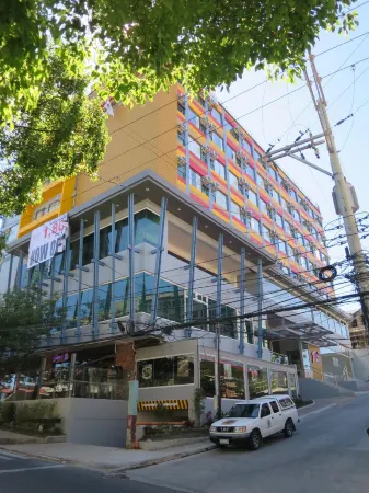 Travelite Hotel Legarda Отели рядом с достопримечательностью «Багио Ботаникал Гарден»