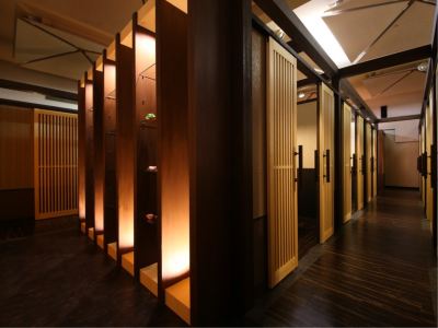 廊下 湯田中温泉 よろづやの写真