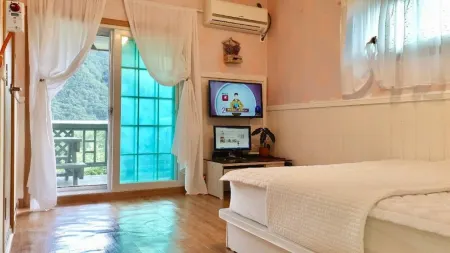 Hwacheon Sky Garden Pension Отели в г. Хвачхон