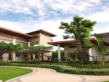 รูปภาพของThe Park Nangrong Resort (เดอะพาร์ค นางรองรีสอร์ท)