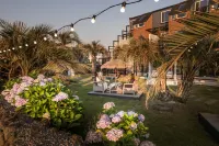 Romance Papa Hotels in 