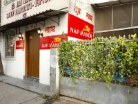 Nap Manor Hostels Hotels near Bandra Train Station