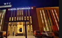 Hotel B P Emerald Hôtels à : Aanyor