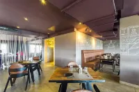 Hotel Raama