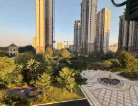 拾柒舍公寓（長山路分店）