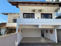 Rcm Vilas - Casa confortável 1 Hotels in Жоїнвіль