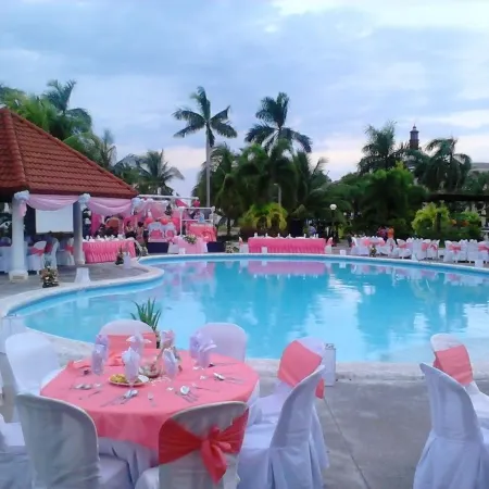 Vista Marina Hotel and Resort