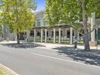 Sherbourne Terrace Hotel Hotels in Shepparton