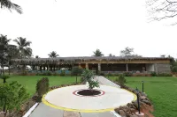 The Windflower Resorts and Spa Varca Goa - Uima-altaat