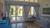 Bright Villa in Caorle, Private Garden - Beahost