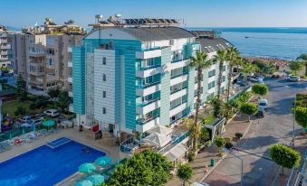 Mesut Hotel