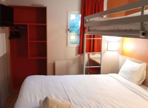 Premiere Classe Saint Brice Sous Foret