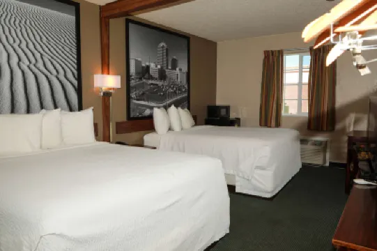 Super 8 by Wyndham Gallup Hotel a 