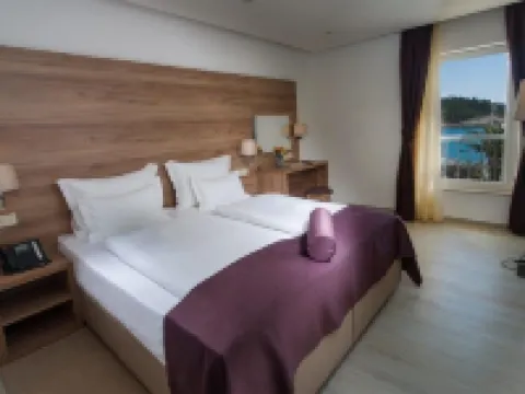 彼歐闊沃酒店 Opcina Makarska酒店