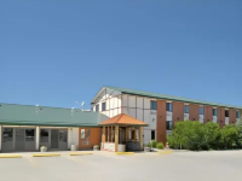 Super 8 by Wyndham Cut Bank Hotels in Cut Bank