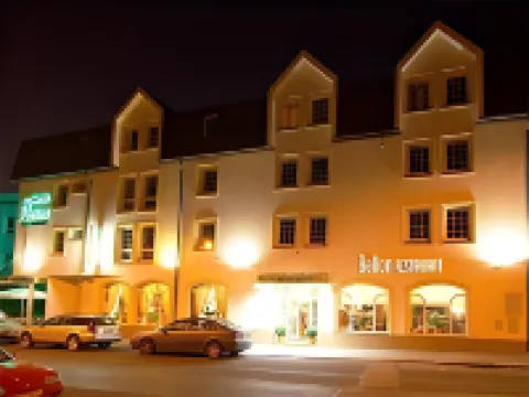 Hotel Avion Hotels in der Nähe von Letohradek Hvezda (Star Villa)