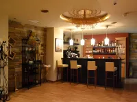 Queens Leriotis Hotel Hotel di Pulau Salamis