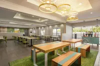 Spark by Hilton Orlando Universal Blvd Hotels in Orlando