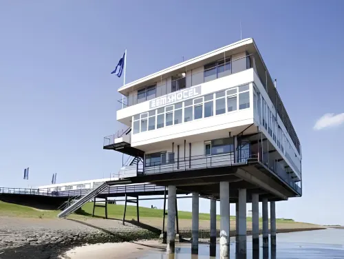 Eemshotel Hotels in Delfzijl