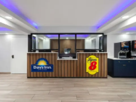 Super 8 by Wyndham Baltimore Northwest Hotels in Baltimore County