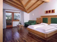Garni Hotel Bel Vert Hotels in Selva di Val Gardena