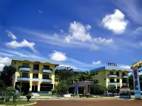 Praia Sol Hotel Отели в г. Санта-Терезинья-ди-Итайпу
