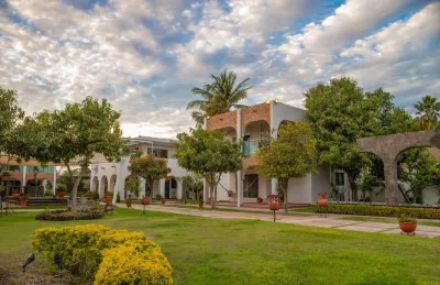 Finca Luz Del Mar Hotel dekat Stone Island (Isla de las Piedras)