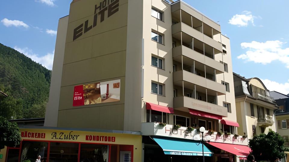 Elite