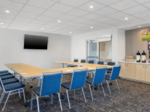 TownePlace Suites Geneva at SPIRE Academy Hotels in Ashtabula County