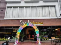 The Sharda Dinings - 3 estrellas