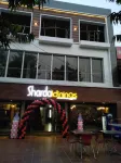 The Sharda Dinings - 3 estrellas
