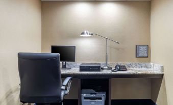 Comfort Inn Dallas North Love Field Airport