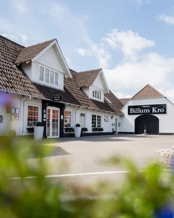 Billum Kro Отели в г. Варде