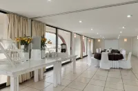 Ramada Plaza by Wyndham Leon